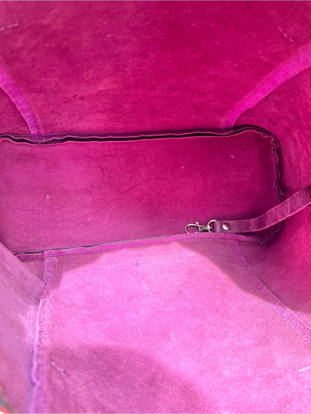 Montana Hudson Leather Tote Handbag - Picture 9 of 12